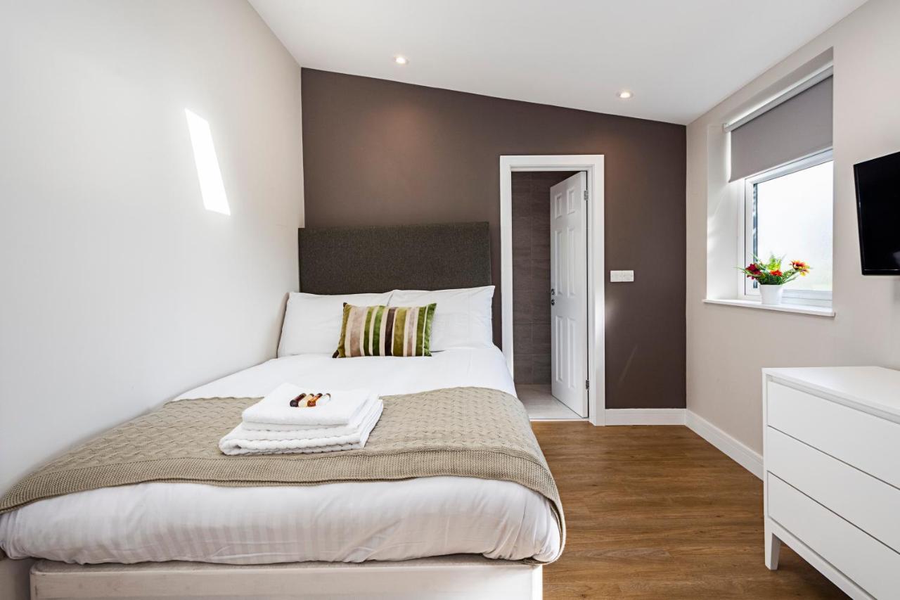 South Woodford 2 Bed En-Suite House Лондон Екстер'єр фото
